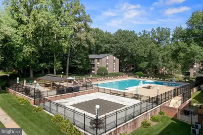 9728 Kingsbridge Drive #302, Fairfax, VA 22031 - Photo 18