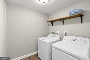 9728 Kingsbridge Dr, Fairfax, VA 22031 - Photo 16
