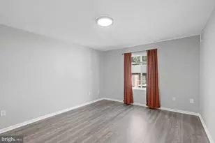 9728 Kingsbridge Dr, Fairfax, VA 22031 - Photo 12