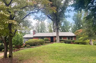 6450 Queen Anne Terrace, Falls Church, VA 22044 - Photo 1