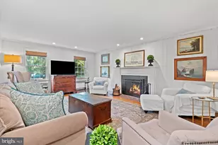 6422 Boulevard View, Alexandria, VA 22307 - Photo 8