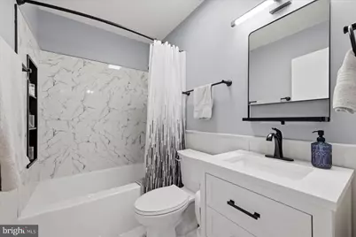 13704 Springhaven Drive, Chantilly, VA 20151 - Photo 18