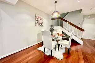 3140 Babashaw Ct, Fairfax, VA 22031 - Photo 6