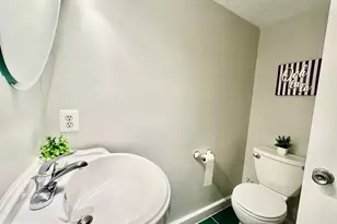 3140 Babashaw Ct, Fairfax, VA 22031 - Photo 10
