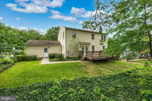 8617 Etta Dr, Springfield, VA 22152 - Photo 40