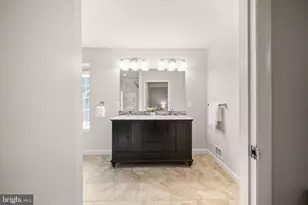 8627 Pin Oak Dr, Springfield, VA 22153 - Photo 28
