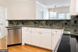 3021 Nicosh Cir, Falls Church, VA 22042 - Photo 26