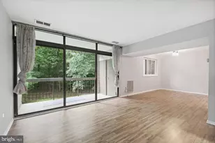 1635 Parkcrest Cir, Reston, VA 20190 - Photo 10