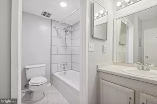 1635 Parkcrest Cir, Reston, VA 20190 - Photo 16