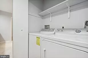 1635 Parkcrest Cir, Reston, VA 20190 - Photo 20