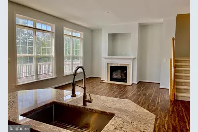 2405 Cypress Green Lane, Herndon, VA 20171 - Photo 8