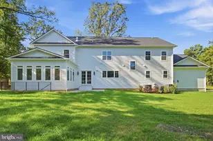 1142 Cameron Rd, Alexandria, VA 22308 - Photo 8