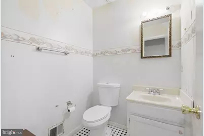 6369 Silver Ridge Circle, Alexandria, VA 22315 - Photo 18