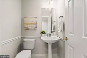 8609 Woodland Heights Ct, Alexandria, VA 22309 - Photo 26