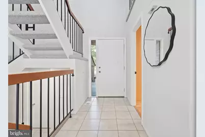 2165 Cabots Point Lane, Reston, VA 20191 - Photo 6