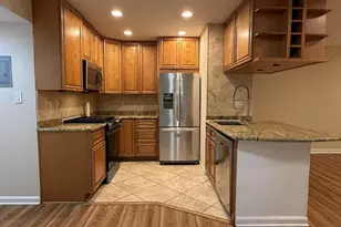 4937 Americana Dr, Annandale, VA 22003 - Photo 6