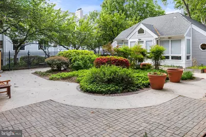 3175 Summit Square Drive #5-E12, Oakton, VA 22124 - Photo 30