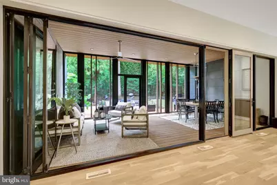 7815 Old Falls Road, McLean, VA 22102 - Photo 12