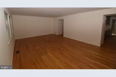 1436 Greenmont, Reston, VA 20190 - Photo 18