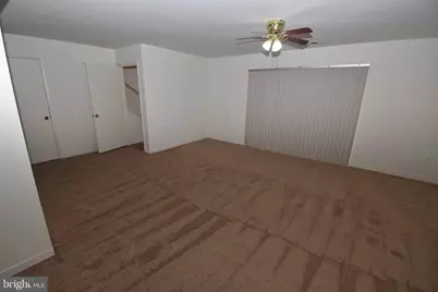1436 Greenmont, Reston, VA 20190 - Photo 4