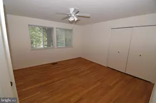 1436 Greenmont, Reston, VA 20190 - Photo 14