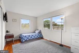 6213 Thomas Dr, Springfield, VA 22150 - Photo 22