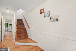 8139 Dove Cottage Ct, Lorton, VA 22079 - Photo 6