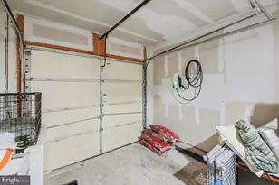 8139 Dove Cottage Ct, Lorton, VA 22079 - Photo 28