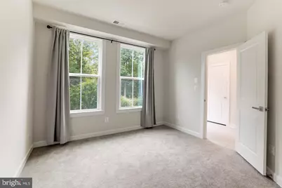 13036 Hattontown Square, Herndon, VA 20171 - Photo 6