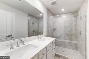 13036 Hattontown Square, Herndon, VA 20171 - Photo 38