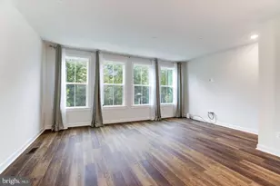 13036 Hattontown Square, Herndon, VA 20171 - Photo 24