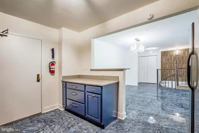 1800 Old Meadow Road #218, McLean, VA 22102 - Photo 6