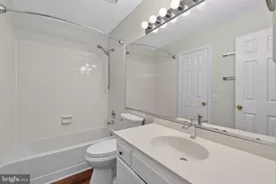 6619 High Valley Ln, Alexandria, VA 22315 - Photo 18