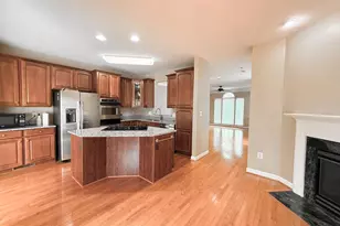 4228 Lower Park Dr, Fairfax, VA 22030 - Photo 12