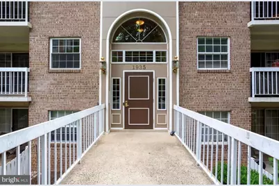 1935 Wilson Lane #301, McLean, VA 22102 - Photo 2