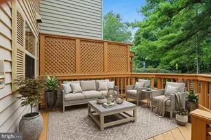 5834 Waterdale Ct, Centreville, VA 20121 - Photo 32