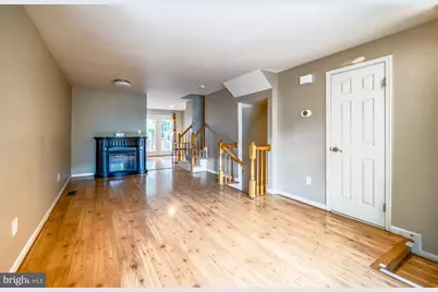 7804 Colonial Springs Boulevard, Alexandria, VA 22306 - Photo 4