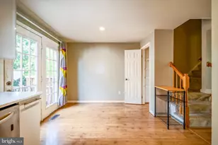 7804 Colonial Springs Blvd, Alexandria, VA 22306 - Photo 14