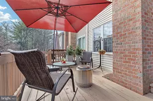 7033 Solomon Seal Ct, Springfield, VA 22152 - Photo 24