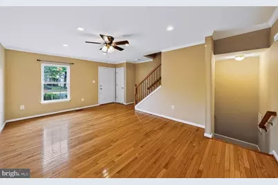 4624 Flatlick Branch Drive, Chantilly, VA 20151 - Photo 4