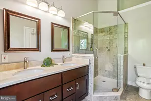 12029 Edgemere Cir, Reston, VA 20190 - Photo 18