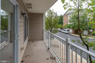 12442 Liberty Bridge Rd, Fairfax, VA 22033 - Photo 6
