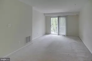 12442 Liberty Bridge Rd, Fairfax, VA 22033 - Photo 14