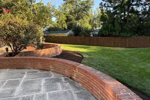 1162 Old Stage Ct, McLean, VA 22102 - Photo 2