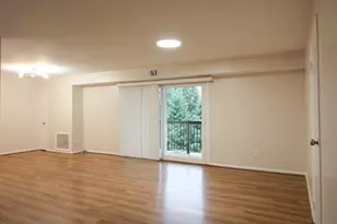 212 Locust Street SE, Vienna, VA 22180 - Photo 2