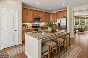 8046 Reserve Way, Vienna, VA 22182 - Photo 20