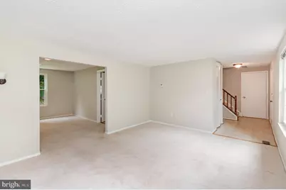 5713 Heming Avenue, Springfield, VA 22151 - Photo 2