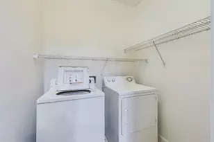 12957 Centre Park Cir, Herndon, VA 20171 - Photo 32