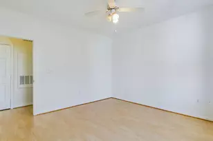 12957 Centre Park Cir, Herndon, VA 20171 - Photo 30