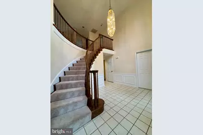 8470 Clover Leaf Drive, McLean, VA 22102 - Photo 2